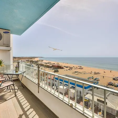 Beira Mar Apartment *